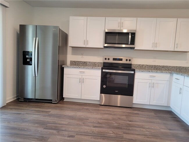 Building Photo - 2371 Tapatio Dr