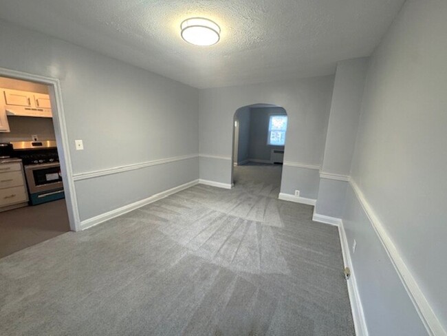 Foto del edificio - 3316 Leighton Ave