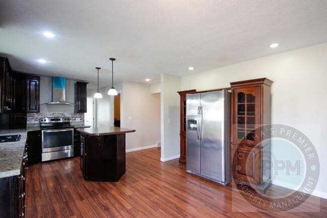 Photo - Huge 4-bedroom, 4-bath home