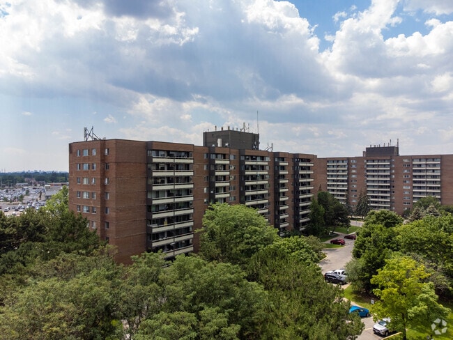 Building Photo - Richmond Hill Apartments