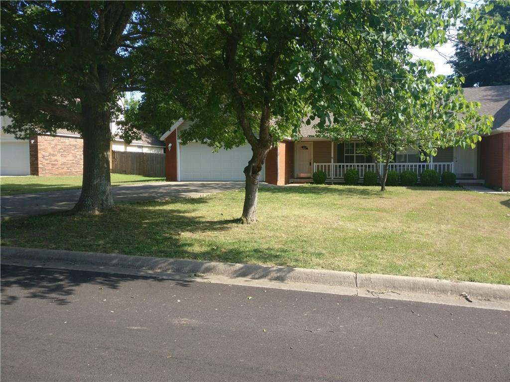 Primary Photo - 2078 E Farr Ln