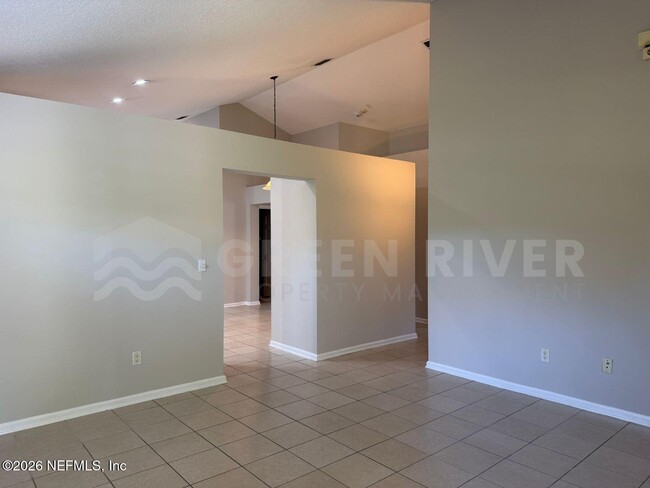 Building Photo - 1287 Bedrock Dr