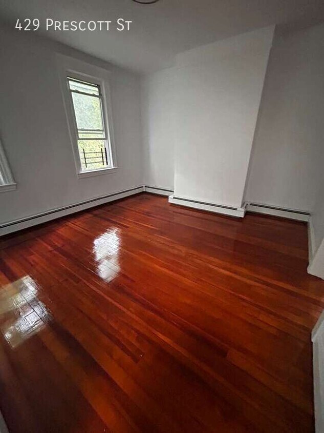 Photo - 429 Prescott St-