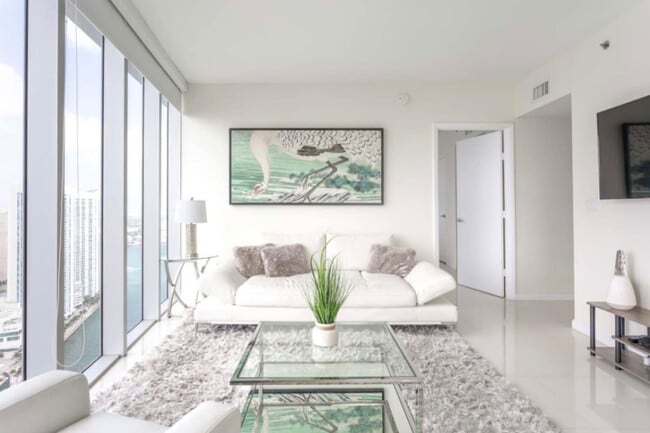 Foto del edificio - 501 Brickell Ave