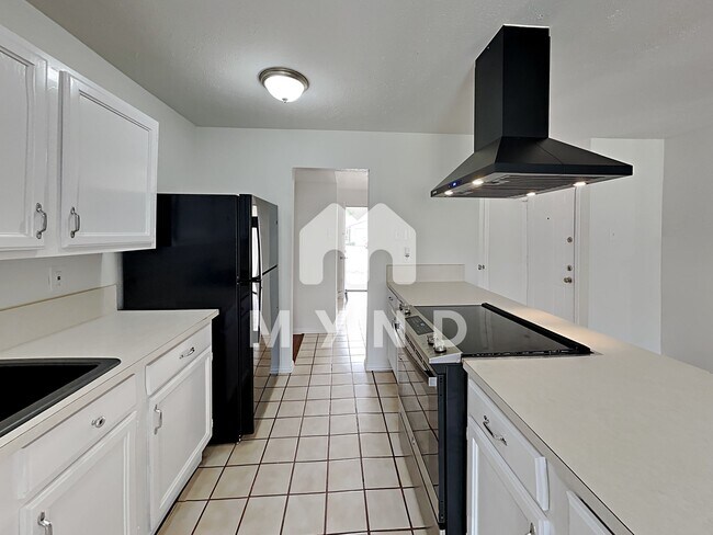 Foto del edificio - 551 Oldbridge Dr