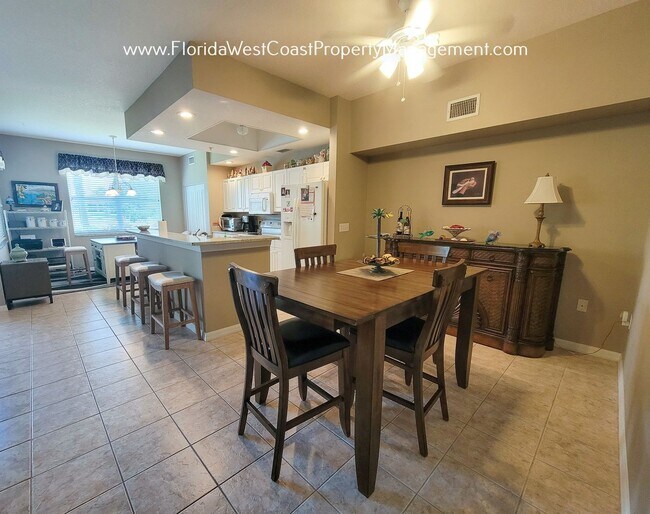 Building Photo - BRILLIANT FIRST FLOOR CONDO! HERITAGE OAKS...