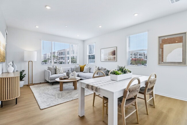 Foto del edificio - Axis at Millenia Townhomes