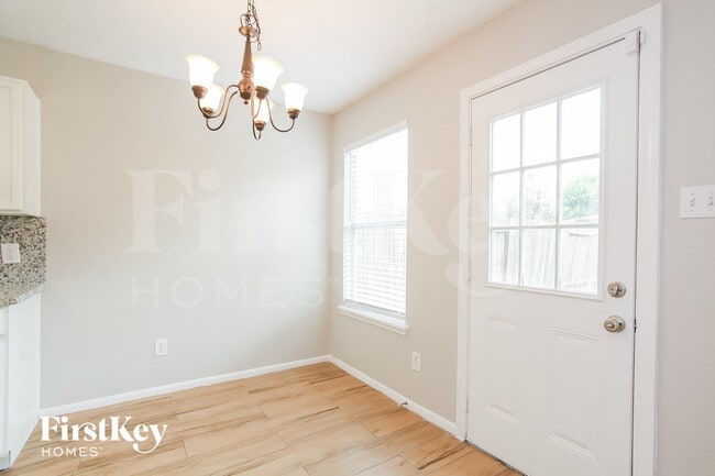 Building Photo - 7135 Sedona Ct