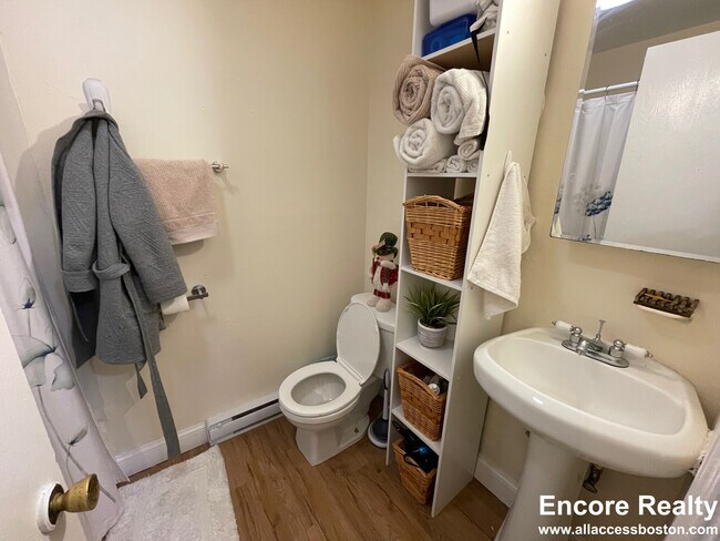 Foto del edificio - 892 Huntington Ave