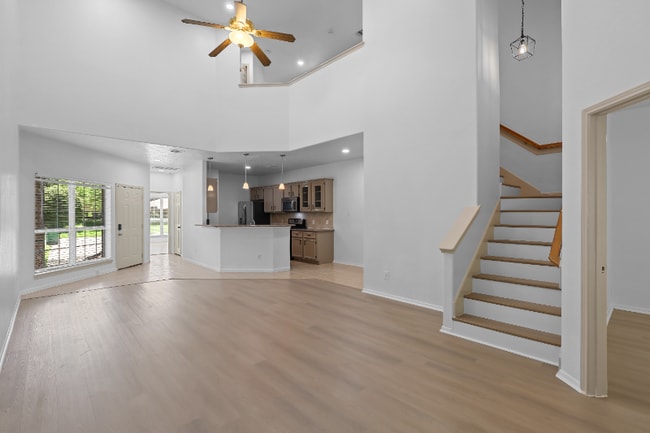 Photo - 10302 Buffum St Apartment