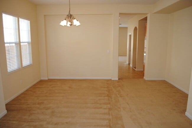 Building Photo - 1358 Bayberry Ct