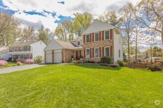 Building Photo - 5624 Kemp Ln