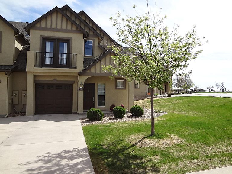 Primary Photo - 4253 Alder Springs View