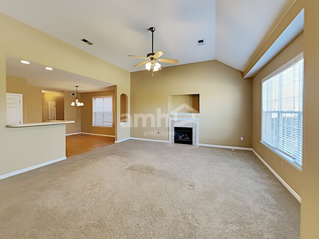 Foto del edificio - 8739 Overcup Oaks