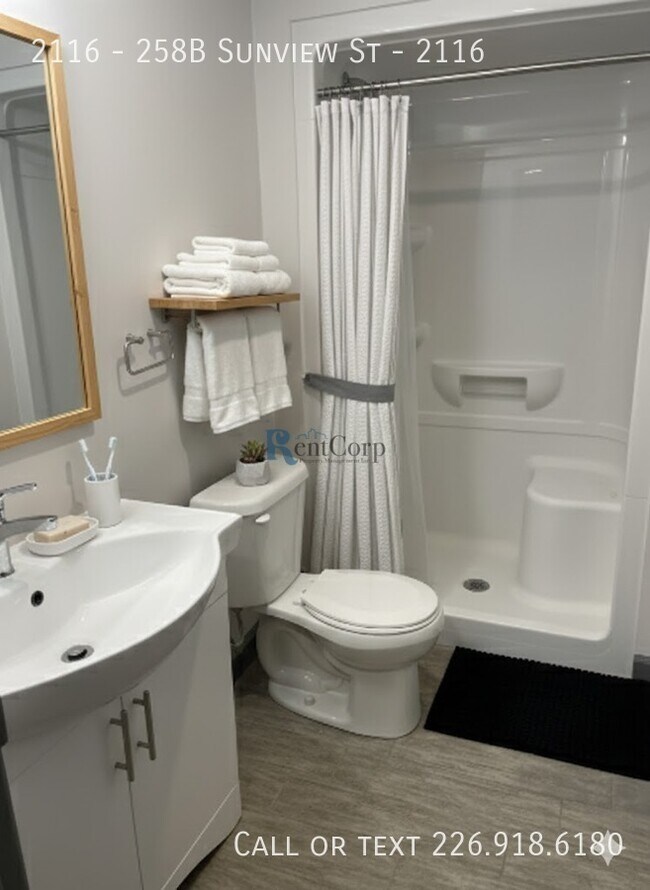 Photo du bâtiment - 258B-258B Sunview St