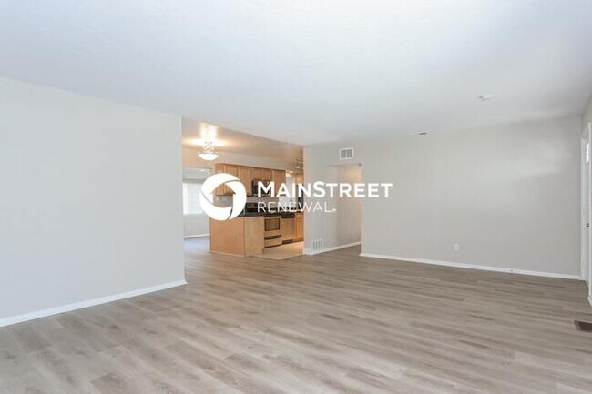 Foto del edificio - 3 Bedroom Pet-Friendly Home in DENVER, CO ...