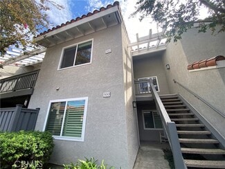 Building Photo - 302 Lemon Grove