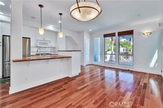 Building Photo - 5506 W 149th Pl