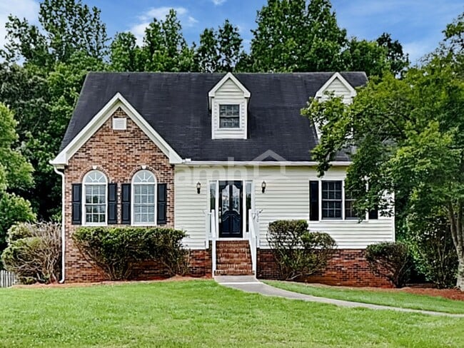 Building Photo - 150 Stonburg Rd
