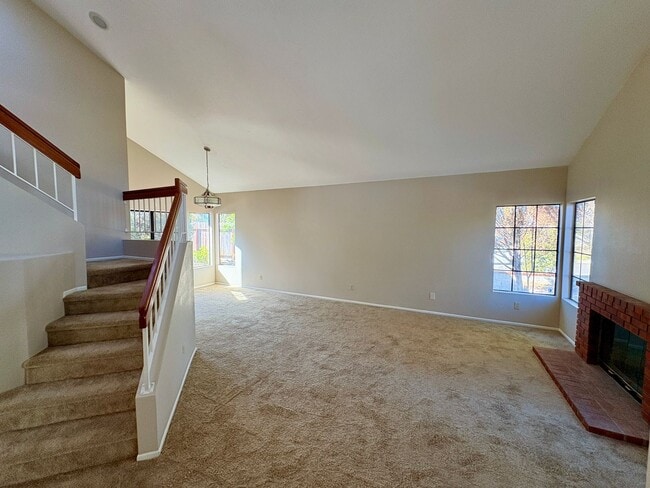 Building Photo - 4BR Large Oceanside Home Near Guajome Lake