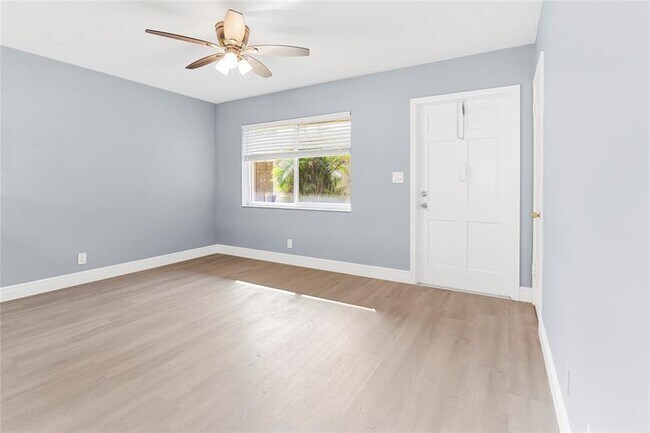 Foto del edificio - 4751 NE 21st Terrace