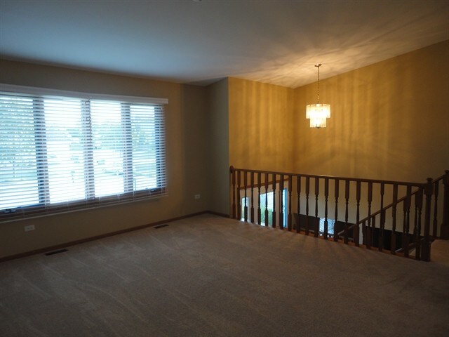 Building Photo - 4006 Ridge Rd