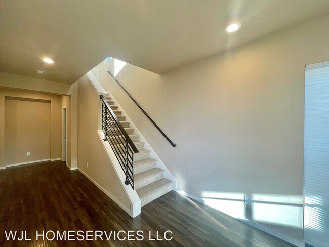 Building Photo - 4 br, 2.5 bath House - 3913 168th PL SE