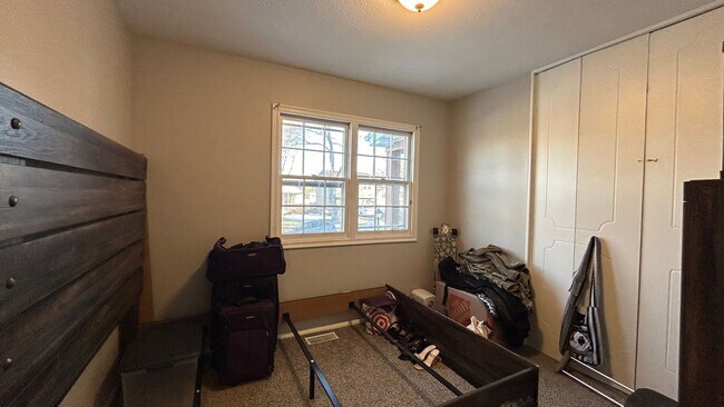 Foto del edificio - 3 Bedroom 1.5 bath House