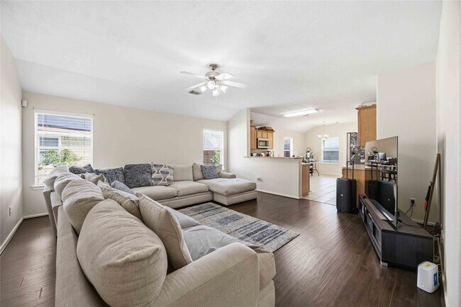 Building Photo - 4718 Lonestone Cir