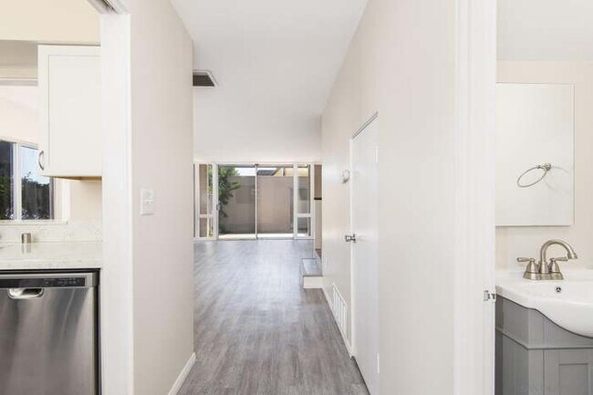 Foto del edificio - 409 C Ave