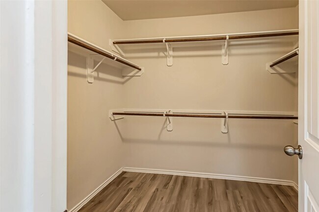 Building Photo - 2769 Madison Ct