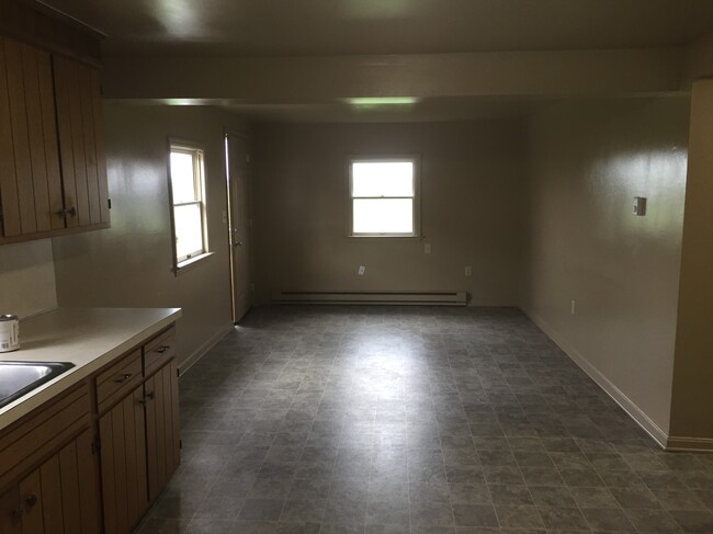 Building Photo - 16 Stoltzfus Ln