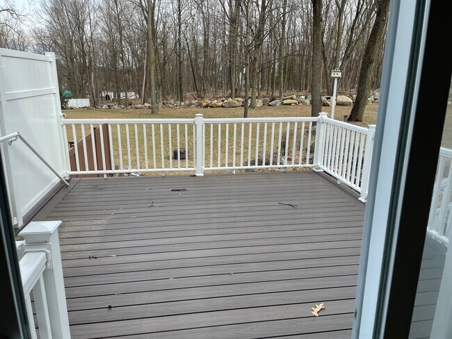 Terraza de 14x14 - 71 North Road