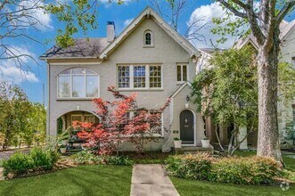 Building Photo - 4111 Normandy Ave