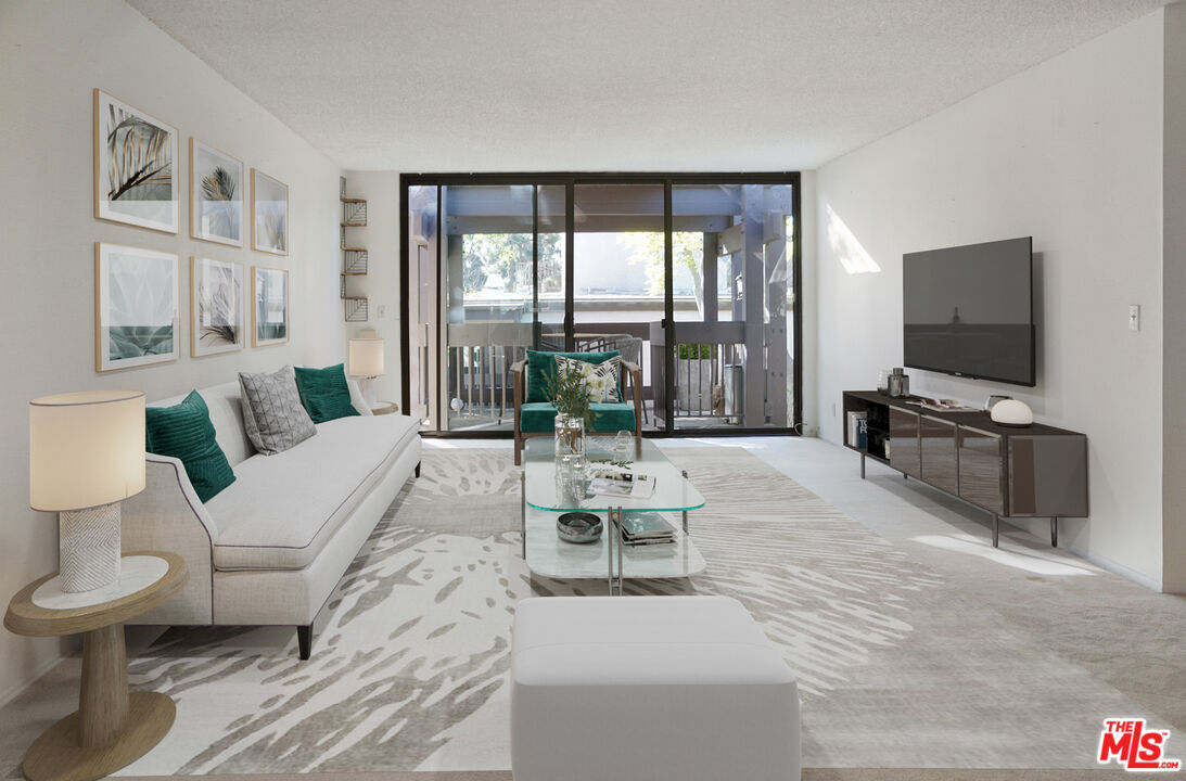 7742 Redlands St Unit D3043, Los Angeles, CA 90293 Room for Rent in