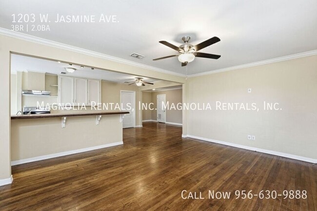 Building Photo - 1203 Jasmine Ave W