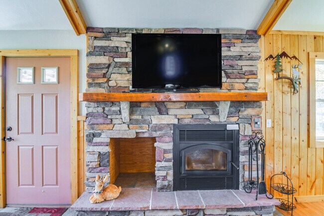 Building Photo - 609 Buffalo Ridge Rd