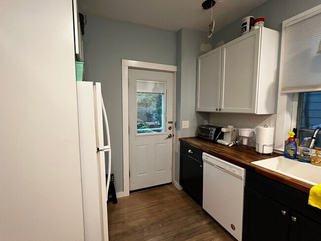 Foto del edificio - Charming 3BR House in Ann Arbor