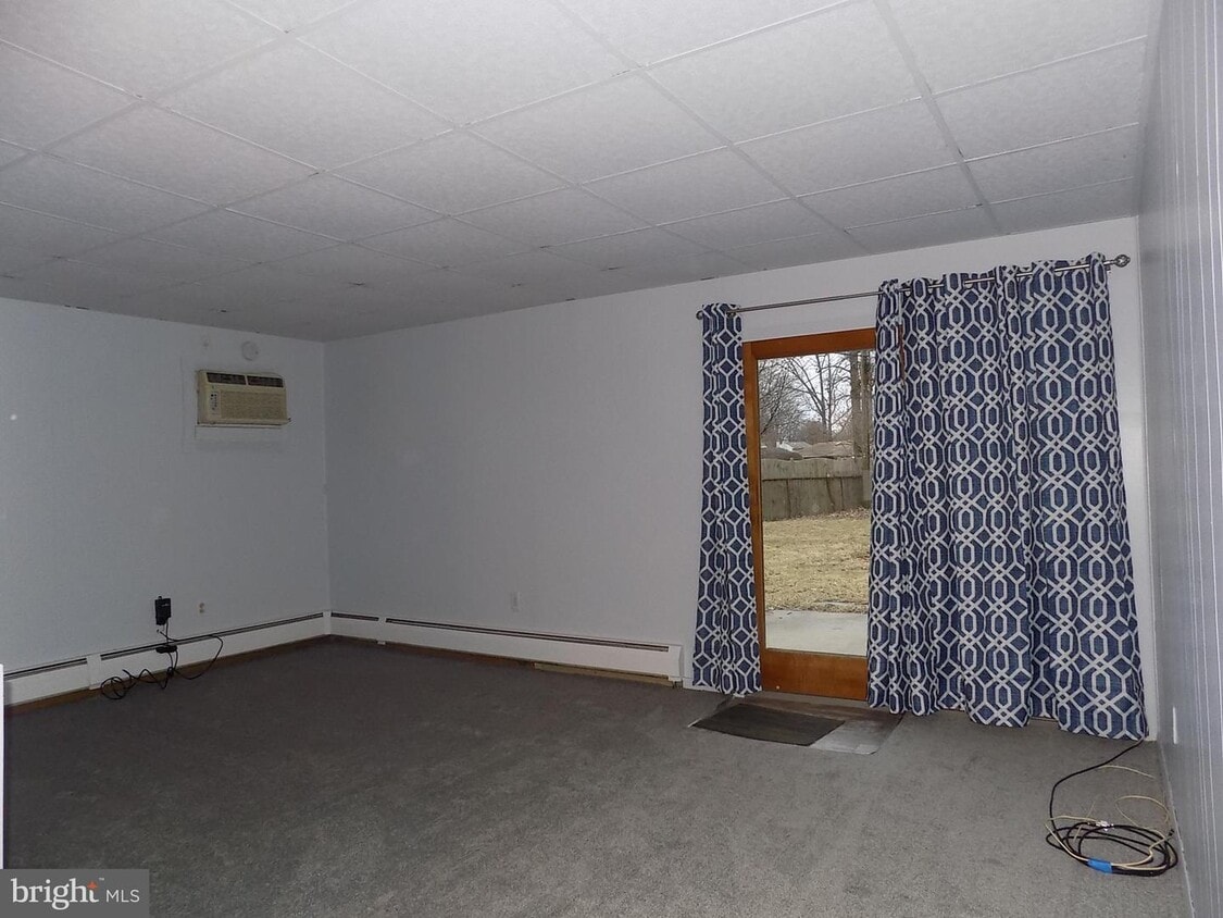 49 Orchid Ln, Levittown, PA 19055 House Rental in Levittown, PA