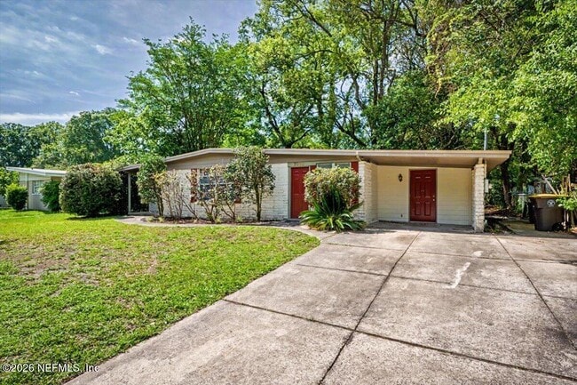 Building Photo - 7010 Arques Rd