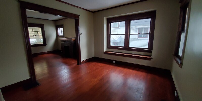 Primary Photo - 1660 Clifford Avenue