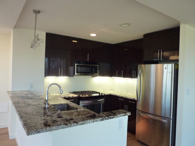 Foto del edificio - 2750 E 12th St