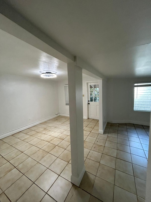 Building Photo - 2430 SW 25th Ter