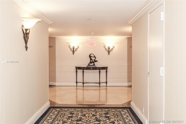 Foto del edificio - 3530 Mystic Pointe Dr