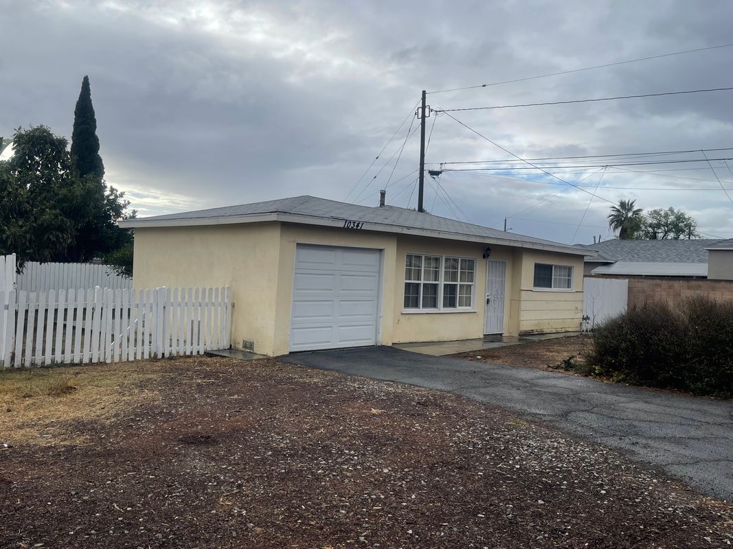 Foto principal - 10341 Parise Dr