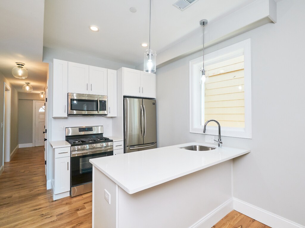 Foto principal - 1114 Saratoga St