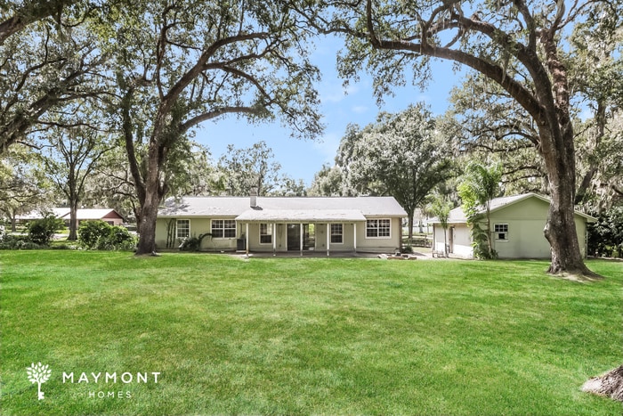 Building Photo - 7431 Oak Haven Dr