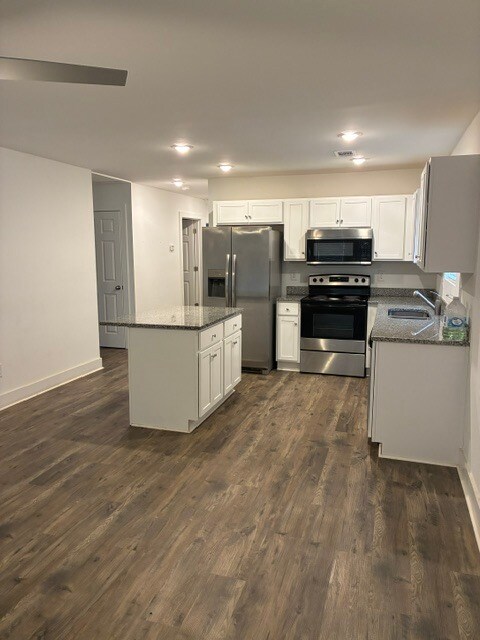 Foto del edificio - 503 S Forest Ave