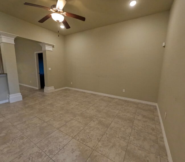 Building Photo - 7745 Corral Dr