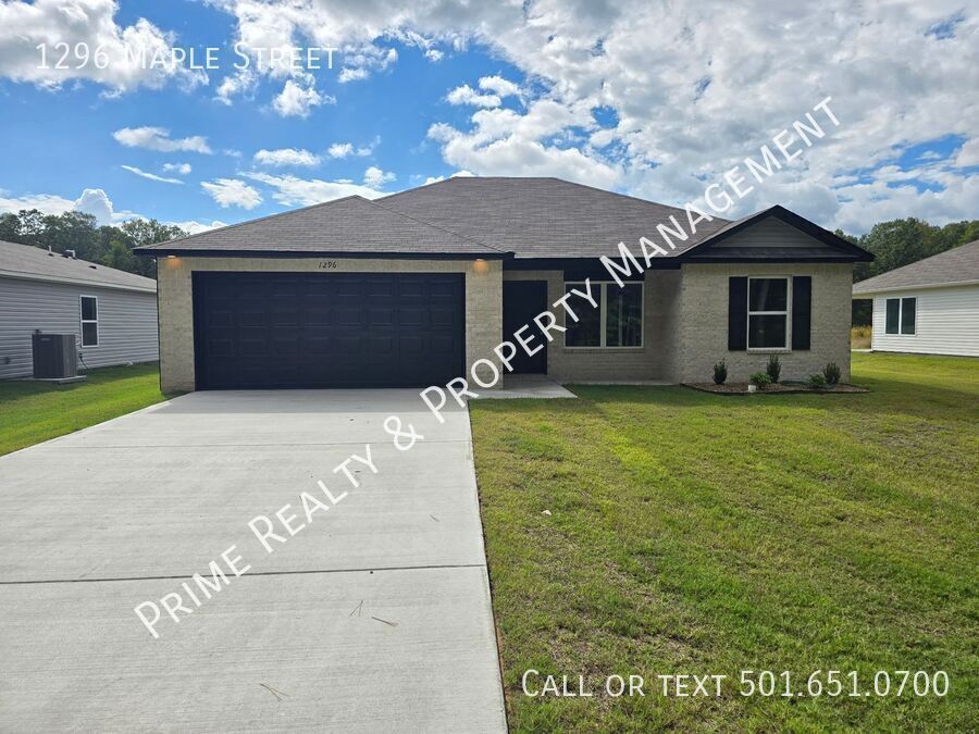 Foto principal - 1296 Maple St